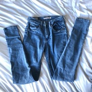 Levi’s 721 jeans